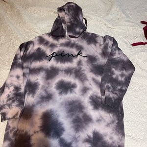 Pink oversized sweater with pockets